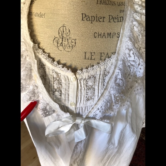 KATHERINE HARESTAD for WHITE ROSE DESIGNS of No. CAL White Lacy BedCoat … - Picture 6 of 14